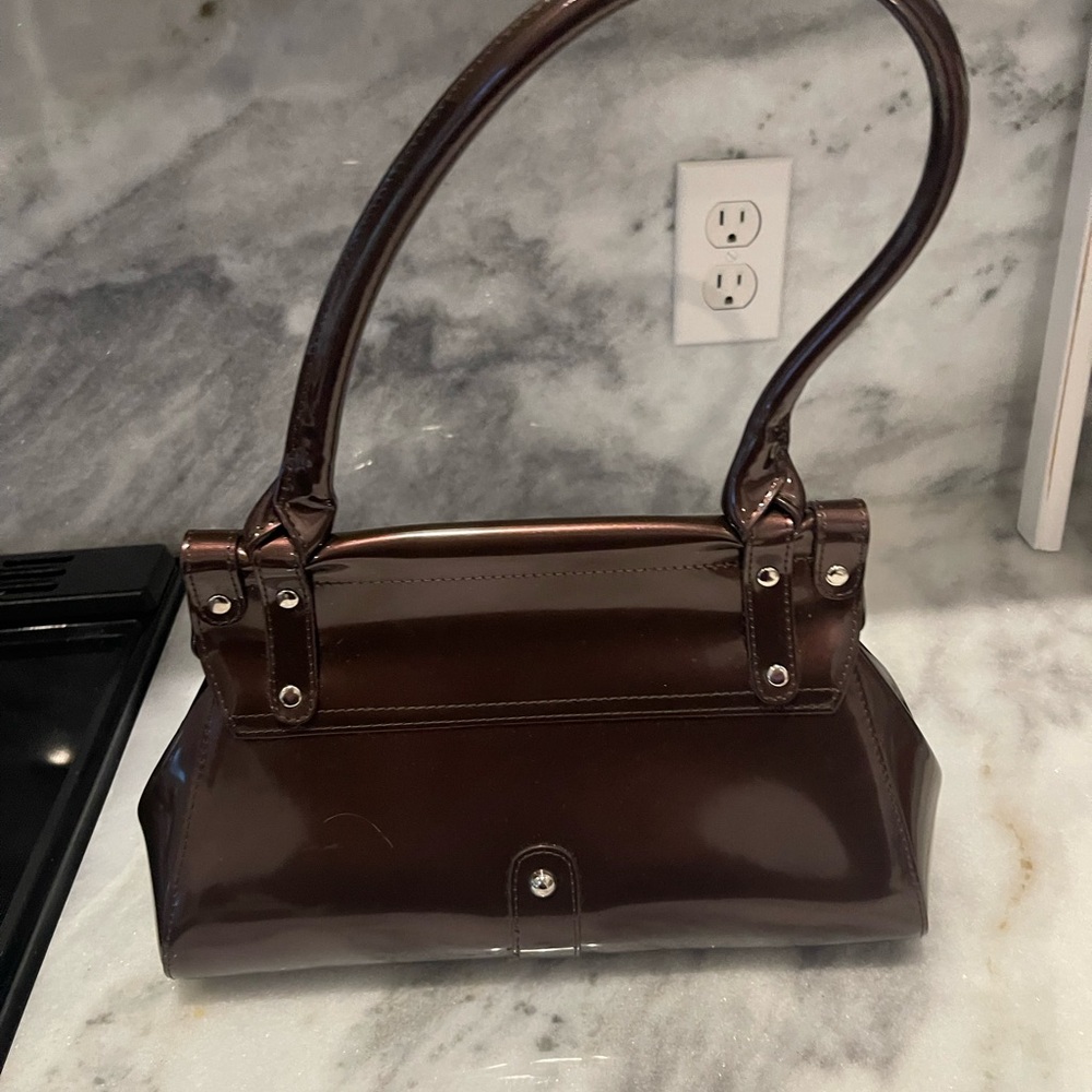 Beijo Glossy Chocolate Shoulder Bag - Picture 2 of 4